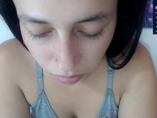 צ'אט וידאו ארוטי nina-elle