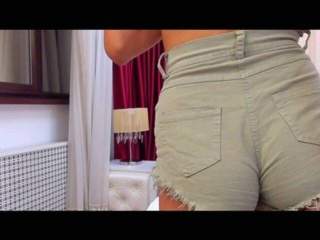 צילומי מסך משודרים NinaCrystal