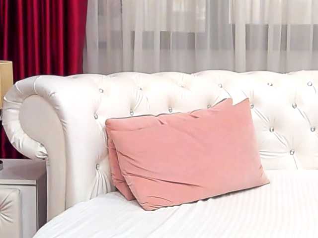 צילומי מסך משודרים NinaCrystal