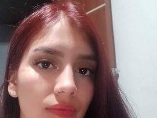 צ'אט וידאו ארוטי ninalove18