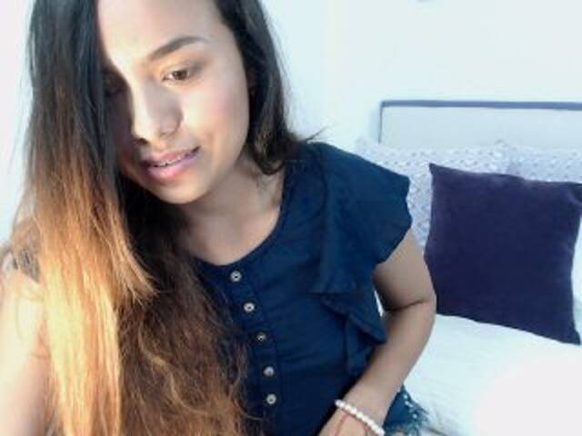 צילומי מסך משודרים ninamiranda