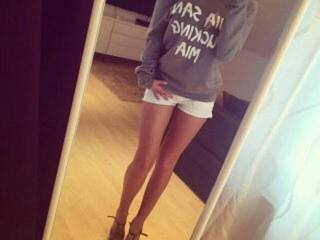 צ'אט וידאו ארוטי NinaMoonss