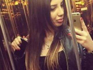 צ'אט וידאו ארוטי ninarka