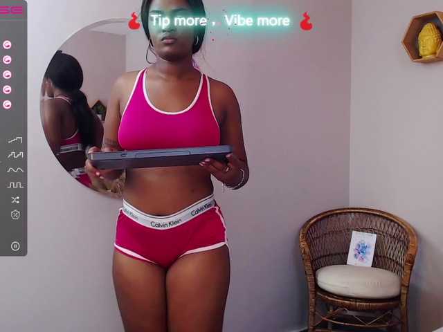 צילומי מסך משודרים NoaAdams