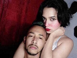 צ'אט וידאו ארוטי NoraandNoah