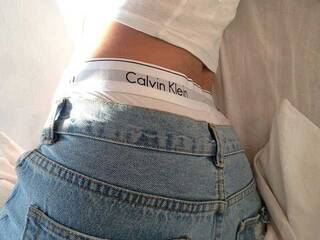 צ'אט וידאו ארוטי NoraCake