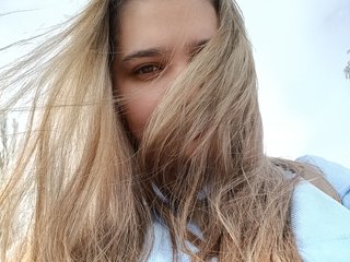 צ'אט וידאו ארוטי Norah-Bridget