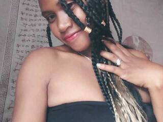 צ'אט וידאו ארוטי NOUFYGAS