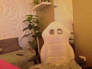 צ'אט וידאו ארוטי nyanyadolls