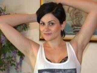 צ'אט וידאו ארוטי odellia