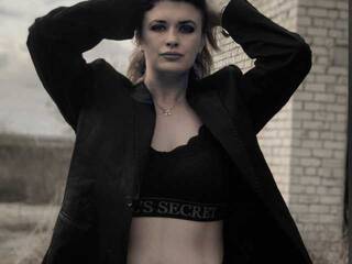 צ'אט וידאו ארוטי Oliolya