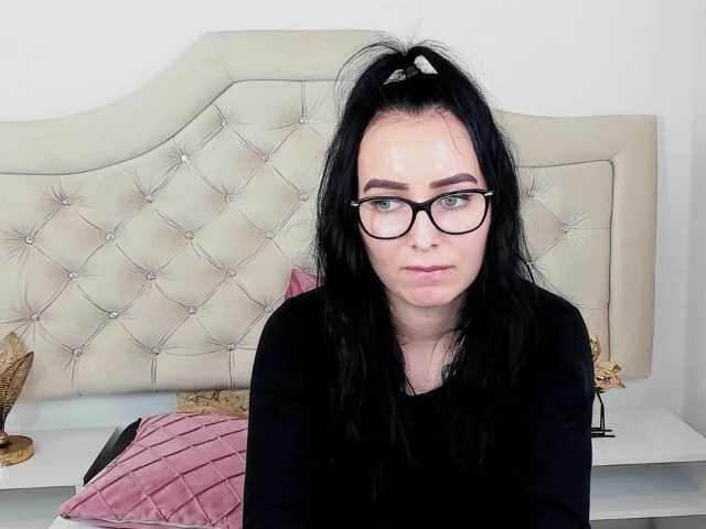 צילומי מסך משודרים OliviaDiamond