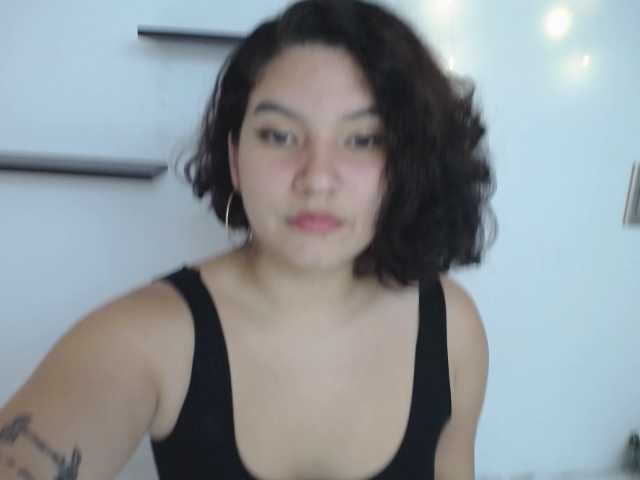 צילומי מסך משודרים OliviaHill