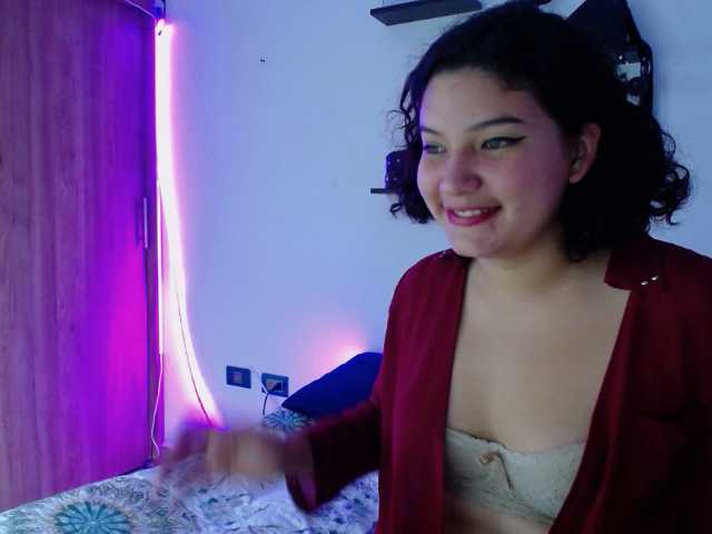 צילומי מסך משודרים OliviaHill