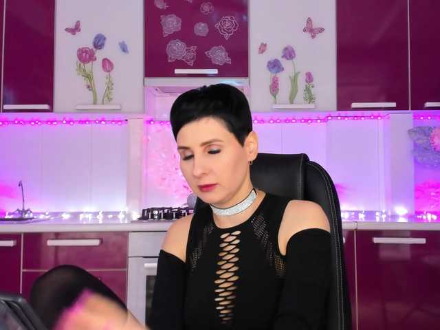 צילומי מסך משודרים Olivija2020