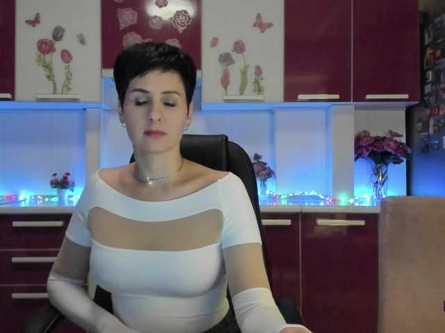 צילומי מסך משודרים Olivija2020