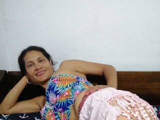 צ'אט וידאו ארוטי OrianaFerrero