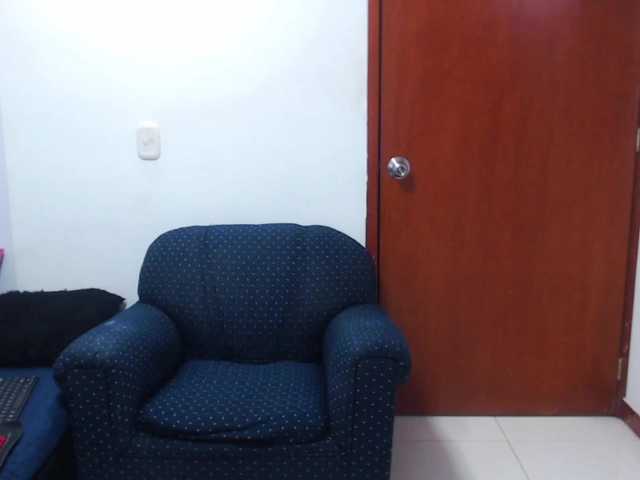 צילומי מסך משודרים pamelaaniston