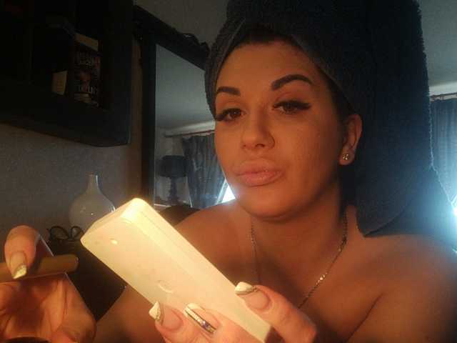 צילומי מסך משודרים PamelaFord