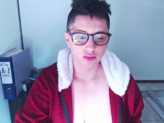 צילומי מסך משודרים pamelasmith