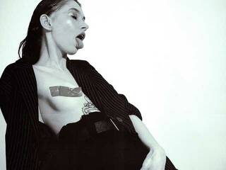 צ'אט וידאו ארוטי Pandiora