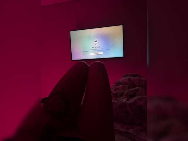 צילומי מסך משודרים TheonlyoneBoyX