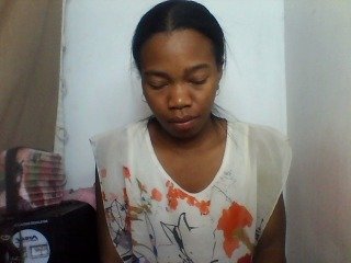 צ'אט וידאו ארוטי Parriss