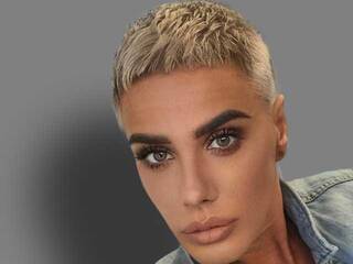 צ'אט וידאו ארוטי Pauline7