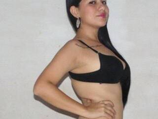 צ'אט וידאו ארוטי peachy08