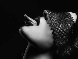 צ'אט וידאו ארוטי penni20