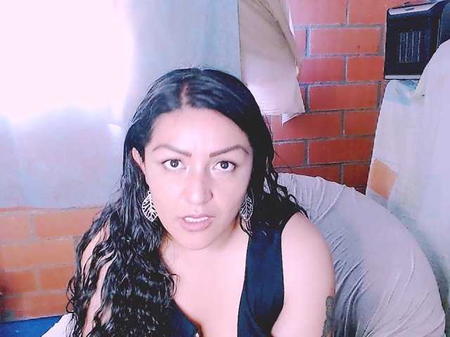 תמונות Pepiitaa-Pexx you want to talk to me #mature #hairy#latina #squirt#smalltits#deepthroat#chubby#bigpussylips#curvy