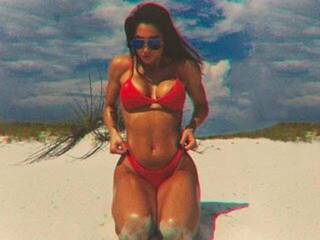 צ'אט וידאו ארוטי PerfectMari