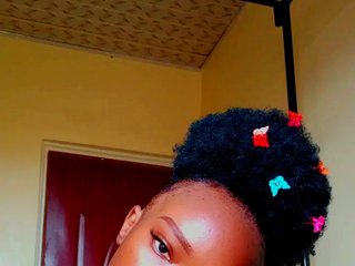 צ'אט וידאו ארוטי Petite-lexxiea