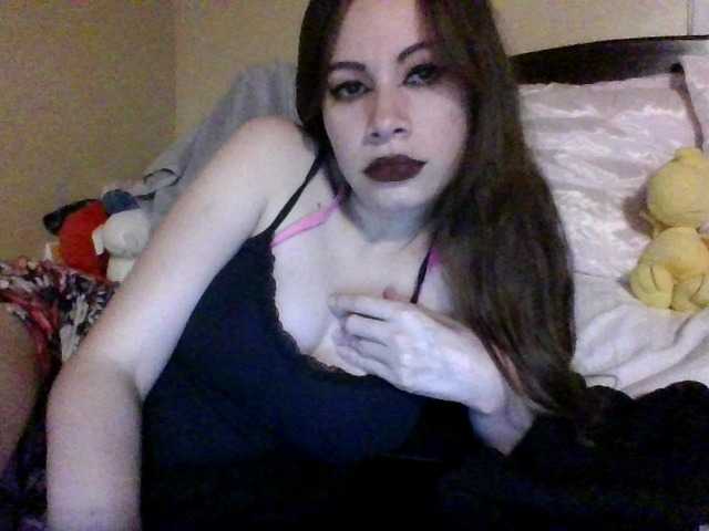 צילומי מסך משודרים Petitedoll89