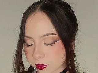 צ'אט וידאו ארוטי PetiteIvoryqueens