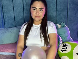 צ'אט וידאו ארוטי PhamelaHolter