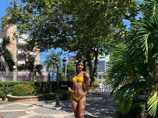 צ'אט וידאו ארוטי PhoebeStuart