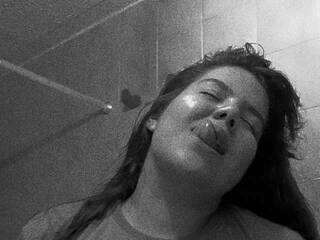 צ'אט וידאו ארוטי PiaDupont26