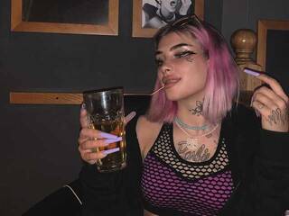 צ'אט וידאו ארוטי Pink-Barbie