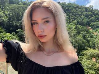 צ'אט וידאו ארוטי pink-princess-kate