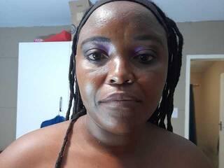 צ'אט וידאו ארוטי pinkpeaches4u