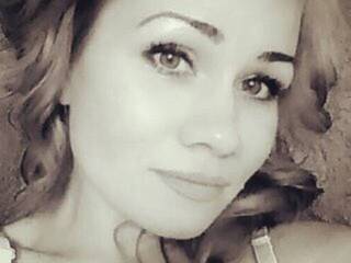 צ'אט וידאו ארוטי piperperry22