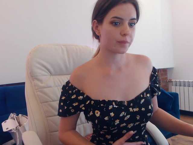 צילומי מסך משודרים PolinaPrada