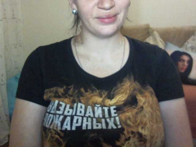 צילומי מסך משודרים PradaEscada