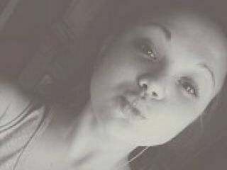 צ'אט וידאו ארוטי praysa