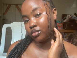 צ'אט וידאו ארוטי PrettyJade