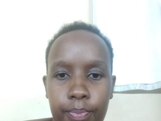 צ'אט וידאו ארוטי Prettylaceyy
