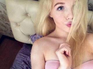 צ'אט וידאו ארוטי prettynelly