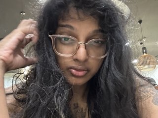 צ'אט וידאו ארוטי PrincessBlackSnow