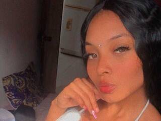 צ'אט וידאו ארוטי Princesshot06